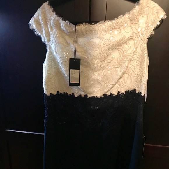 NWT Tadashi Shoji Off Shoulder Lace sequin Gown - Picture 6 of 8